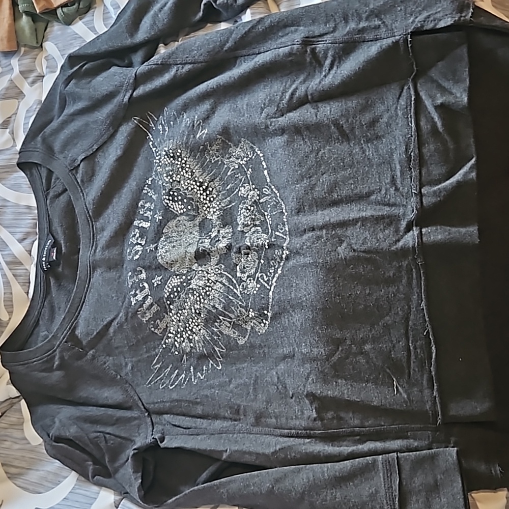 GRAPHIC SWEATSHIRT